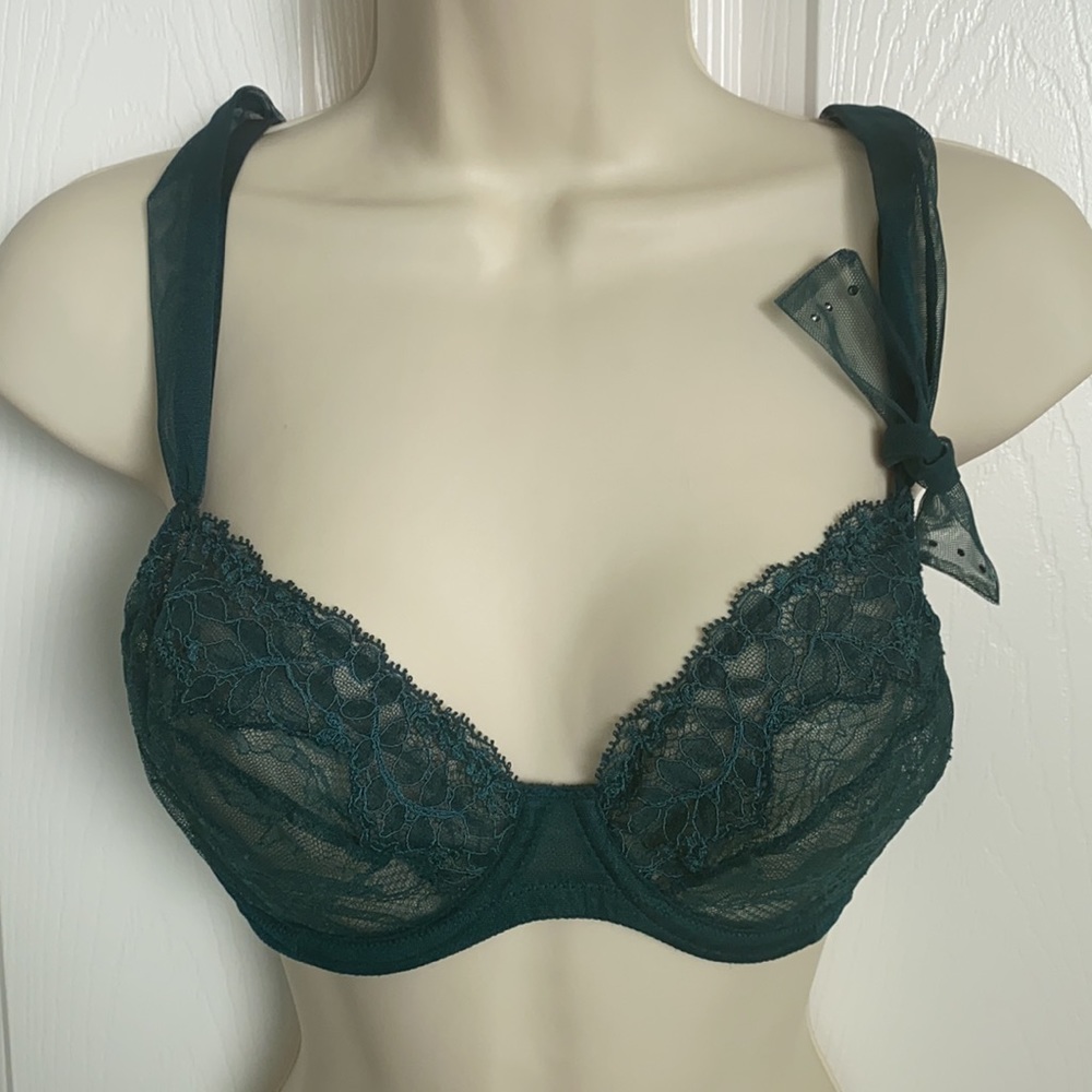 Andres Sarda Green Bow Crystal Embellished 34D